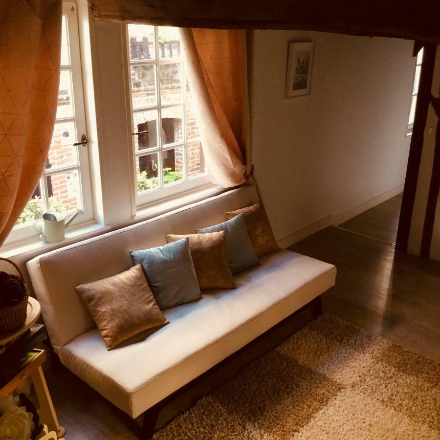 Appartamento Les 4 Lions Duplex Chic Et Charme Honfleur Esterno foto