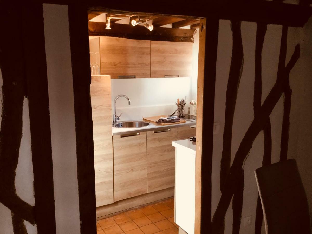 Appartamento Les 4 Lions Duplex Chic Et Charme Honfleur Esterno foto